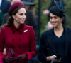 Kate Middleton et Meghan Markle ont la chance de posséder à ce jour d'innombrables bijoux ayant appartenu à leur défunte belle-mère Diana Spencer.
Kate Middleton, la duchesse de Cambridge et Meghan Markle, la duchesse de Sussex enceinte - La famille royale britannique se rend à la messe de Noël à l'église Sainte-Marie-Madeleine à Sandringham.