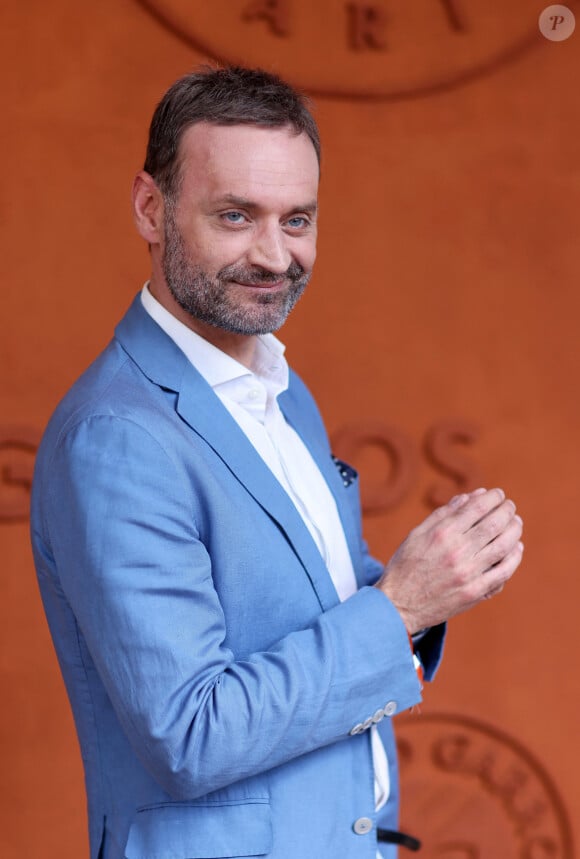 Augustin Trapenard - Célébrités au village lors des Internationaux de France de tennis de Roland Garros 2024 à Paris.