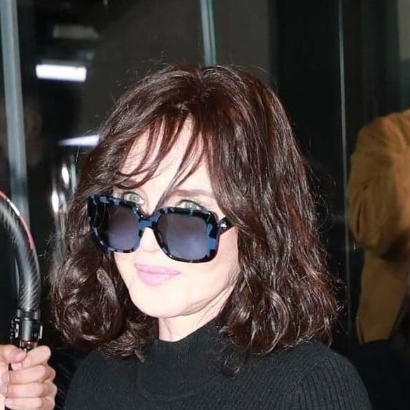 Isabelle Adjani - Arrivées des célébrités au défilé de mode prêt-à-porter automne-hiver 2023/2024 "Michael Kors" lors de la fashion week de New York le 15 février 2023. 