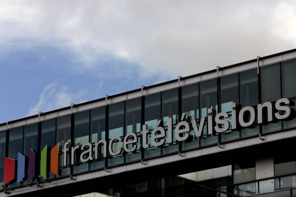 France Télévisions a annoncé une série de nouveautés lors de sa conférence de rentrée
Exclusif - Illustration extérieur France Télévisions - Rassemblement des journalistes reporters d'images, JRI, de France Télévisions en grève sur le parvis de siège du groupe France Télévision à Paris, le 4 novembre 2015