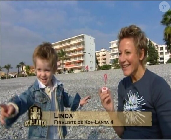 Linda, désormais maman, revient pour el choc des héros (épisode 1/26 mars 2010)