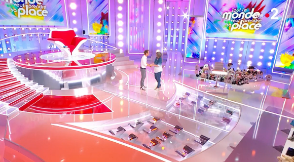 La surprise de Cyril Féraud a ému Isabelle, dans "Tout le monde veut prendre sa place", le 9 septembre 2024, sur France 2