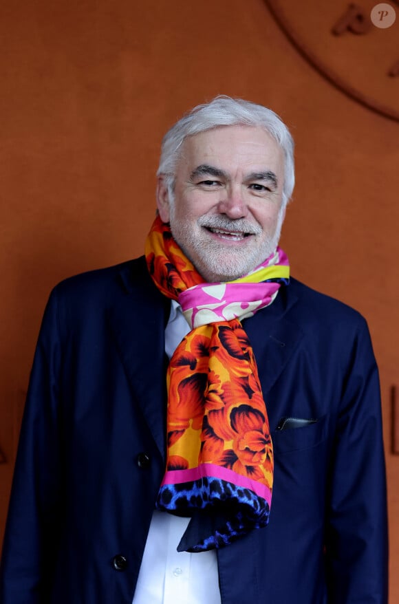 Pascal Praud au village lors des Internationaux de France de tennis de Roland Garros 2024, à Paris, France, le 1er juin. © Jacovides-Moreau/Bestimage 