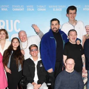 Clovis Cornillac, Alice Belaïdi, Marie Colin, Céline Groussard, Mayane Sarah El Baze, Ludovic Boul, Artus, Thibaut Conan, Arnaud Toupense, Marc Riso, Boris Pitoëff, Sofian Ribes, Benjamin Vandewalle et Gad Abecassis - Avant-Première du film "Un p'tit truc en plus" au cinema UGC Normandie à Paris le 25 avril 2024.