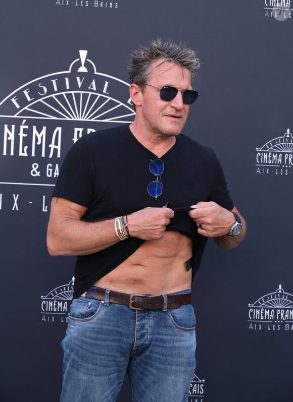 Ainsi, il reste à jeun tous les jours jusqu'à 14h
Exclusif - Benjamin Castaldi - Photocall lors de la 3ème édition du Festival du Cinéma Français et de la Gastronomie d'Aix-les-Bains. Le 5 juin 2024 © Denis Guignebourg / Bestimage