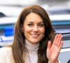 Une vidéo sans grande surprise longuement scrutée. Et l'experte du langage corporel, Nicole Moore, émet quelques alertes sur le comportement du prince William. 
Kate Middleton