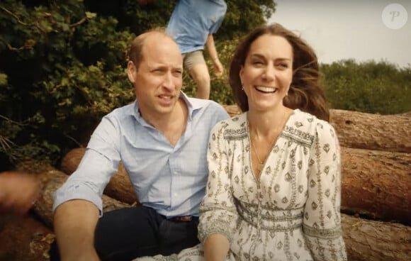 Kate Middleton en a fini avec la chimiothérapie et annonce dans une vidéo publiées sur les réseaux sociaux le 9 septembre 2024 qu'elle reprend ses activités. Traitée pour un cancer dont elle n'a pas dévoilé la nature, la princesse de Galles a publié une vidéo où on la voit notamment entourée du prince William et de leurs enfants, le prince George, la princesse Charlotte et le prince Louis. © Prince and Princess of Wales Instagram via Bestimage