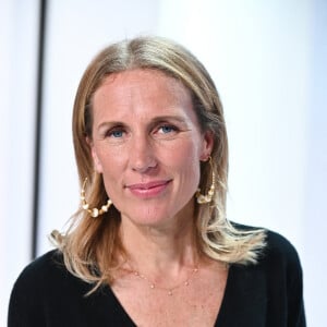 Exclusif - Agathe Lecaron - Enregistrement de l'émission "Vivement Dimanche" au Studio Gabriel à Paris, présentée par M.Drucker et diffusée le 27 novembre sur France 3. Le 16 novembre 2022 © Guillaume Gaffiot / Bestimage