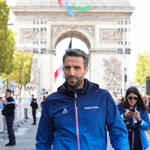 Tony Estanguet - Parade des champions, avec les médaillés olympiques, à l'occasion des Jeux Olympiques et Paralympiques Paris 2024, sur l'avenue des Champs-Elysées à Paris. Le 14 juillet 2024 © Stéphane Lemouton / Bestimage 