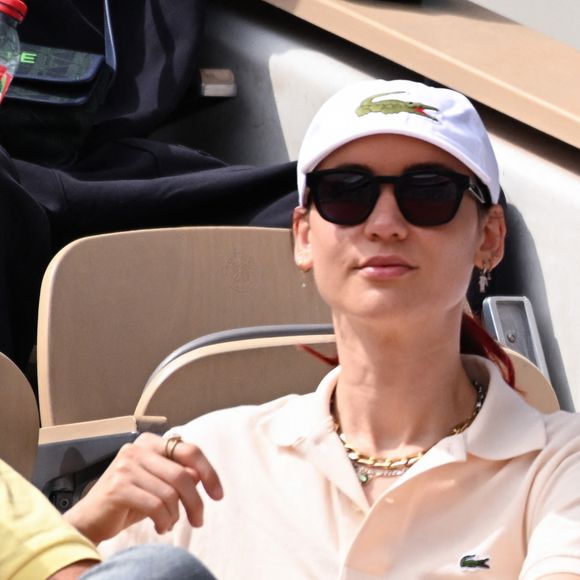 Natoo - Célébrités dans les tribunes de la finale Dames des Internationaux de Tennis de Roland Garros à Paris le 8 juin 2024. 