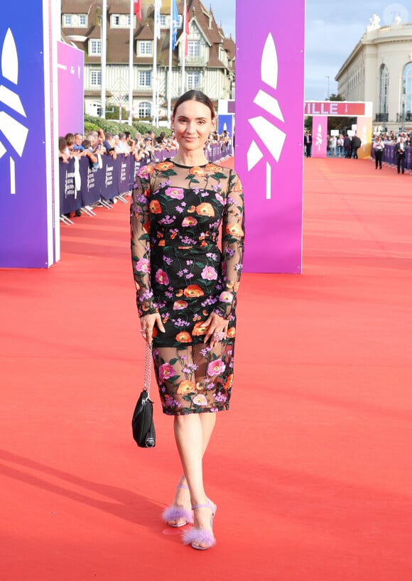 Natoo (Nathalie Odzierejko - natoogram) - Les célébrités arrivent à la cérémonie d'ouverture du 49ème Festival du Cinema Americain de Deauville, France, le 1er septembre 2023. © Denis Guignebourg/Bestimage 