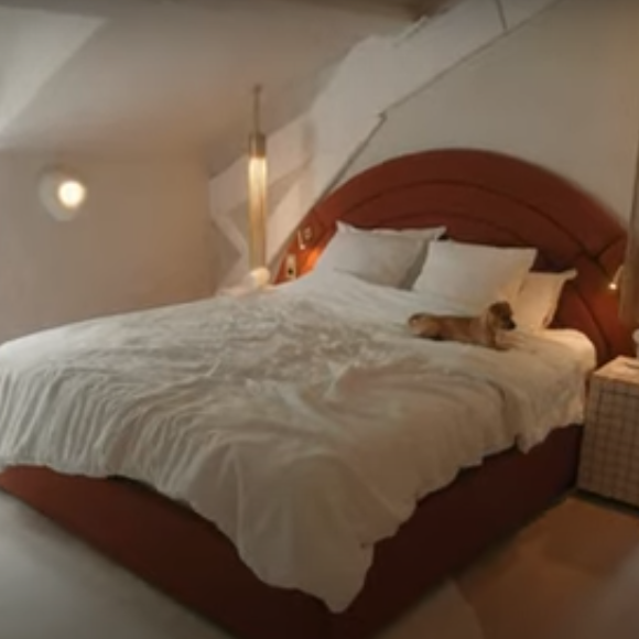 Capture du "home tour" de Natoo - Youtube