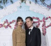 Ce fiston a pour papa Alex Kapranos, leader du groupe Franz Ferdinand
Clara Luciani et son compagnon Alex Kapranos - Photocall du 40ème Gala de Charité AROP (Association pour le Rayonnement de l'Opéra de Paris) à l'Opera Garnier à Paris le 27 février 2020. © Pierre Perusseau/Bestimage