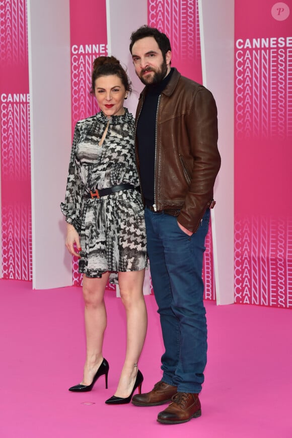 Anne-Elisabeth Blateau et David Mora durant la soirée d'ouverture de la compétition du Canneseries le 7 avril 2018. © Bruno Bebert / Bestimage 