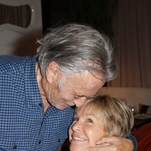 Jean Testanière et Véronique Jannot - Dédicace du livre de Jean Testanière "Messager de l'invisible" avec S.Vartan et V.Jannot chez Paillettes à Paris le 19 septembre 2024. © Coadic Guirec/Bestimage 