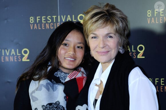 Veronique Jannot et sa fille adoptive Migmar assistent au photocall precedant l'Hommage a Mario Luraschi lors du 8eme Festival 2 Valenciennes au Furet du Nord a Valenciennes, France le 23 Mars 2018. Photo by Aurore Marechal/ABACAPRESS.COM