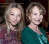 Depuis toujours, Laura Smet et sa mère Nathalie Baye entretiennent une relation fusionnelle.
Laura Smet et sa mère Nathalie Baye - Soirée en l'honneur de Nathalie Baye, organisée par Louis Michel Colla, à La Chope des Puces, restaurant mythique de Marcel Campion à Saint-Ouen. 