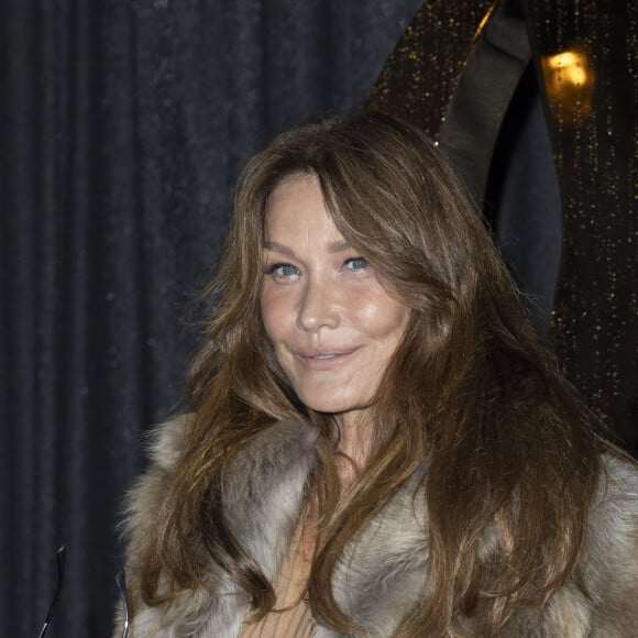 Carla Bruni au photocall du défilé Saint Laurent, Collection Prêt-à-porter Printemps / Eté 2025 dans le cadre de la Fashion Week de Paris le 24 septembre 2024. © Olivier Borde / Bestimage 