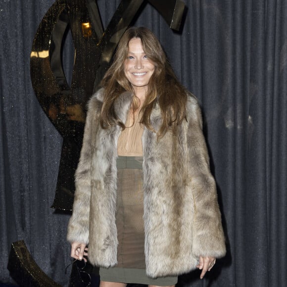 Carla Bruni au photocall du défilé Saint Laurent, Collection Prêt-à-porter Printemps / Eté 2025 dans le cadre de la Fashion Week de Paris le 24 septembre 2024. © Olivier Borde / Bestimage 