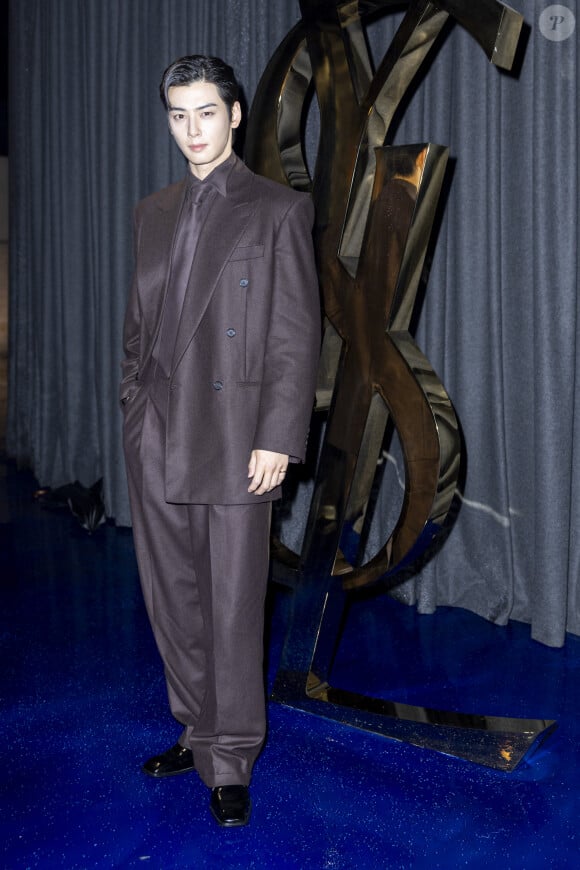 Cha Eun-woo - Photo Call pour Le Défilé -Saint Laurent lors de la Fashion Week à Paris le 24 septembre 2024. © Olivier Borde /Bestimage 