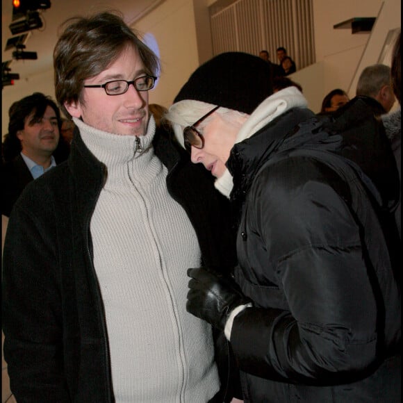 Thomas Dutronc et sa mère Françoise Hardy - Henri Salvador tire sa révérence et fait ses adieux à la scène lors d'un concert au Palais des Congrès de Paris.