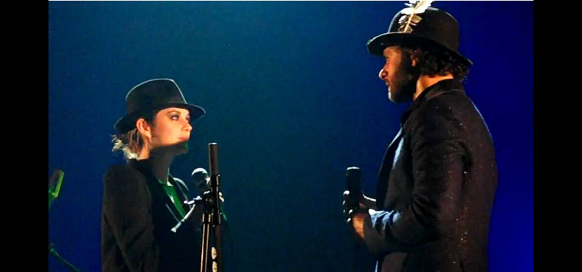 Vidéo Marion Cotillard, alias Simone, était la choriste surprise de Maxim Nucci/Yodelice pour Vidéo Marion Cotillard, alias Simone, était la choriste surprise de Maxim Nucci/Yodelice pour
