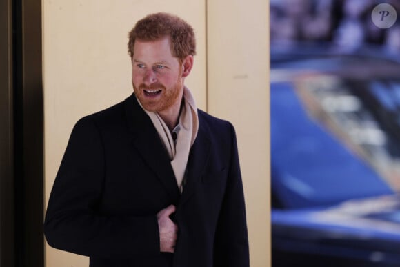 Le prince Harry et sa fiancée Meghan Markle arrivent au "Nottingham Contemporary" pour la journée mondiale de la lutte contre le Sida à Nottingham à l'occasion de leur première visite officielle depuis leurs Fiançailles à Nottingham le 1er decembre 2017. 