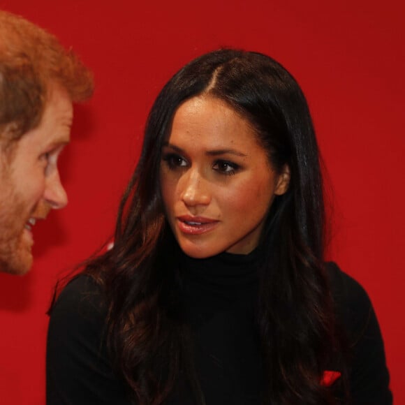 Le prince Harry et sa fiancée Meghan Markle arrivent au "Nottingham Contemporary" pour la journée mondiale de la lutte contre le Sida à Nottingham à l'occasion de leur première visite officielle depuis leurs Fiançailles à Nottingham le 1er decembre 2017. 