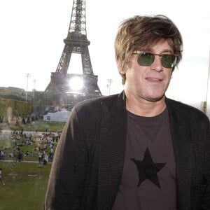 Délivrant notamment une anecdote émouvante
Exclusif - Thomas Dutronc - 2ème édition du Prix Gotlib lors du Festival du Livre de Paris 2024 le 13 janvier 2024. © Cedric Perrin / Bestimage