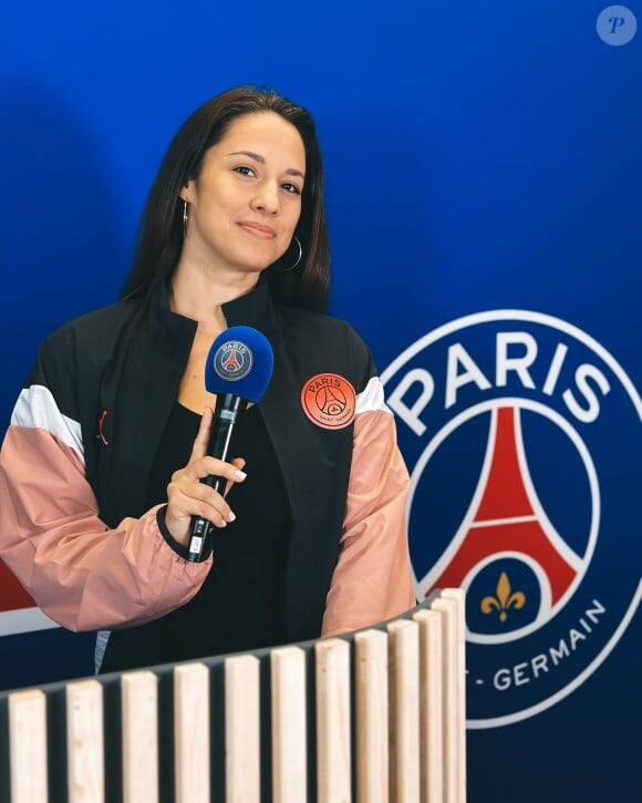 Mais cinq ans après son départ, elle s'apprête à vivre une nouvelle aventure
Charlotte Namura devient la nouvelle présentatrice du PSG