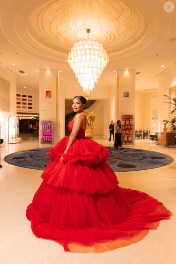 Exclusif - L'influenceuse Poupette Kenza (Kenza Benchri) à l'hôtel "Martinez" lors du 76ème Festival International du Film de Cannes, France, le 19 mai 2023. © Da Silva-Perusseau/Bestimage 