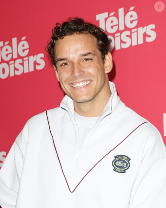 Théo Curin - Photocall de la soirée "Télé Loisirs Awards 2024" aux Jardins du Pont-Neuf à Paris le 23 septembre 2024.  © Coadic Guirec/Bestimage