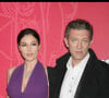 L'actrice y passerait une bonne partie de son temps avec ses filles Deva et Léonie, qu'elle a eues avec son ancien compagnon Vincent Cassel
Monica Bellucci en Dior et bijoux Cartier et Vincent Cassel - 24ème cérémonie des César au Théâtre du Châtelet