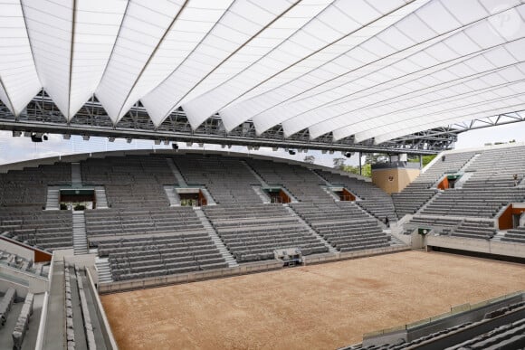 Illustration (Court Suzanne Lenglen avec son nouveau toit rétractable) pendant la conférence de presse du Tournoi de Roland Garros 2024, à Paris, France le 25 avril 2024 - © Jack Tribeca / Bestimage