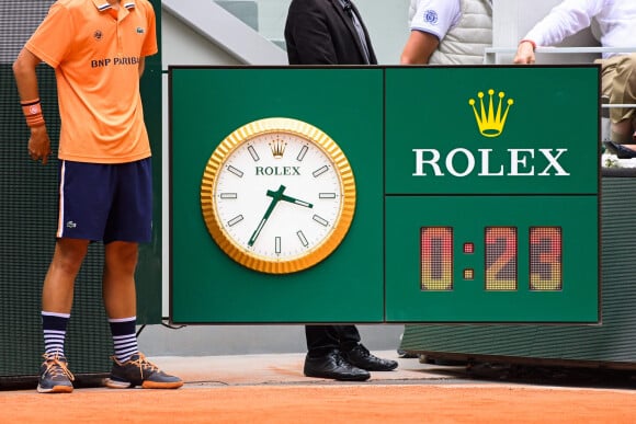 Le site de Roland-Garros a été pris pour cible par des cambrioleurs dans la nuit du jeudi 26 au vendredi 27 septembre 2024, une information BFMTV.
Illustration horloge rolex lors de la finale simple dames (jour 14) aux Internationaux de France de tennis de Roland Garros à Paris, France, le 4 juin 2022. Iga Swiatek remporte son deuxième Roland-Garros (6-1, 6-3). © Federico Pestellini/Panoramic/Bestimage 