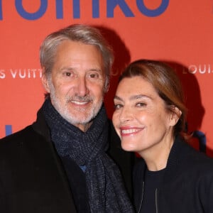 Antoine de Caunes et sa femme Daphné Roulier - Vernissage de l'Exposition Retrospective consacrée au peintre américain Mark Rothko à la Fondation Louis Vuitton. Paris, France, le 17 Octobre 2023. © Bertrand Rindoff / Bestimage