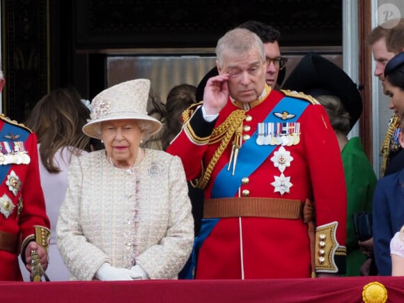 La reine Elisabeth II d'Angleterre, le prince Andrew, duc d'York, - La famille royale au balcon du palais de Buckingham lors de la parade Trooping the Colour 2019, célébrant le 93ème anniversaire de la reine Elisabeth II, Londres, le 8 juin 2019. 