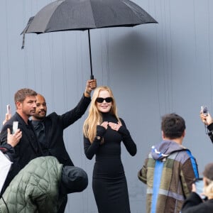 Nicole Kidman - Arrivées au défilé de mode féminine Balenciaga printemps-été 2025 lors de la Fashion Week de Paris (PFW), à Paris, France, le 30 septembre 2024. © Da Silva-Perusseau/Bestimage