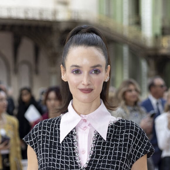 Charlotte Le Bon au Front Row du défilé de mode féminine Chanel printemps-été 2025 lors de la Fashion Week de Paris (PFW), au Grand Palais, à Paris, France, le 1er october 2024. © Olivier Borde/Bestimage