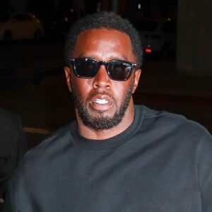 L'artiste a organisé de grosses soirées dans son manoir situé dans les Hamptons
 
P. Diddy arrive pour dîner au Craig's de West Hollywood, Los Angeles, Californie, États-Unis.