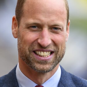 Le prince William, prince de Galles, visite la maison des Scarlets pour célébrer la contribution des joueuses de rugby galloises en soutien à la campagne Missing Caps de la Welsh Rugby Union à Llanelli, le 10 septembre 2024. © Zuma Press / Bestimage