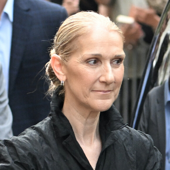 Ce nouvel opus abordera des thèmes tels que la survie, la résilience et la maternité
Céline Dion à la sortie de l'hôtel Royal Monceau à Paris avant l'ouverture des Jeux Olympiques (JO) de Paris 2024, à Paris, France, le 24 juillet 2024. 