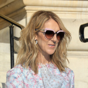 Après un shooting photo place Vendôme, Celine Dion se rend au défilé Giambattista Valli à Paris le 3 juillet 2017 