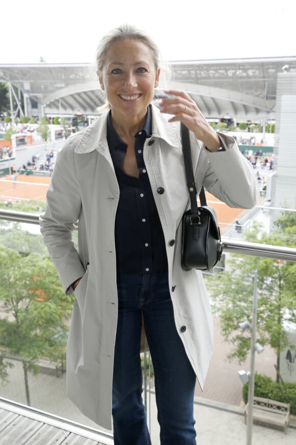 Exclusif - Anne-Sophie Lapix au déjeuner dans la loge de France TV lors des Internationaux de France de Tennis de Roland Garros 2024 - Jour 6 à Paris, France, le 31 mai 2024. © Bertrand Rindoff/Bestimage 