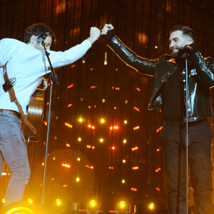 Exclusif - Vianney et Kendji Girac - Scène - Concert événement "Le gala des pièces jaunes" à l'Accor Arena Paris le 26 janvier 2024. Une soirée de gala exceptionnelle en faveur des Pièces Jaunes ! De nombreux artistes se succèderont pour chanter pour les enfants et adolescents hospitalisés. © Guillaume Gaffiot / Cyril Moreau / Bestimage