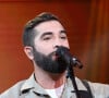 Kendji Girac - Les personnalités se mobilisent lors de la 37ème édition du Téléthon sur le plateau de France 2, avec pour parrain Vianney. Cette année, 80,6 millions de dons ont été promis. Le 9 décembre 2023. © Coadic Guirec / Bestimage