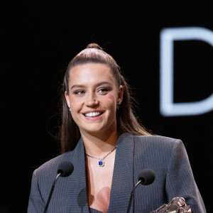 "Je suis vraiment devenue comme ma mère : je garde tous les trucs, les dessins, les graffitis...", s'amuse-t-elle
Adèle Exarchopoulos - 49ème édition de la cérémonie des César à l'Olympia à Paris le 23 février 2024