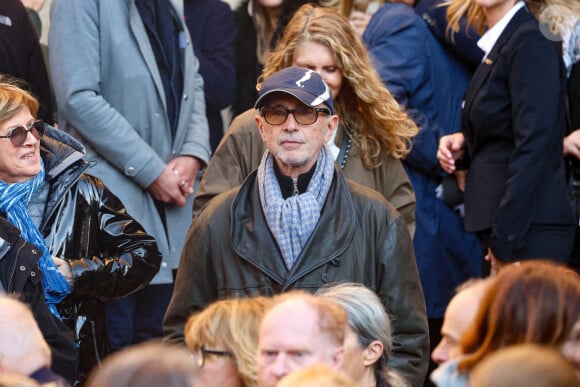 Le 10 octobre, les obsèques de Michel Blanc ont eu lieu en l'église Saint-Eustache, à Paris
 
Thierry Lhermitte - Sortie des Obsèques de Michel Blanc en l'église Saint-Eustache à Paris, le 10 octobre 2024. © Moreau / Jacovides / Bestimage