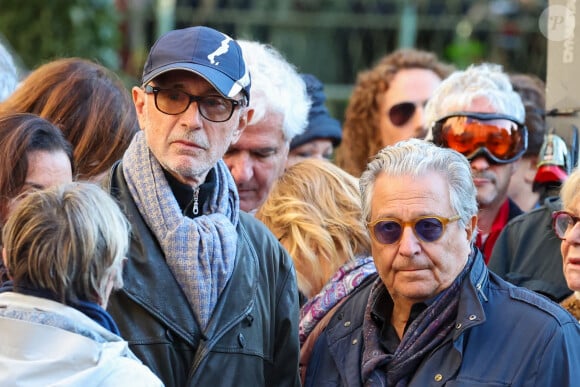 Thierry Lhermitte, Gérard Jugnot - Sortie des Obsèques de Michel Blanc en l'église Saint-Eustache à Paris. © Moreau / Jacovides / Bestimage 