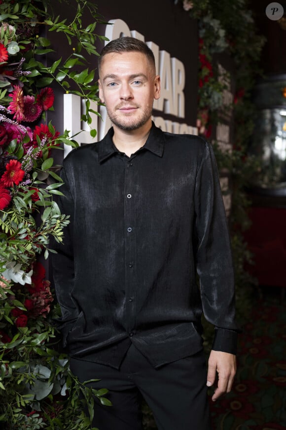 Jeremstar au photocall de la soirée Omar Harfouch "Dîner chez Maxim's" à Paris le 9 octobre 2024. © Perusseau / Tribeca / Bestimage